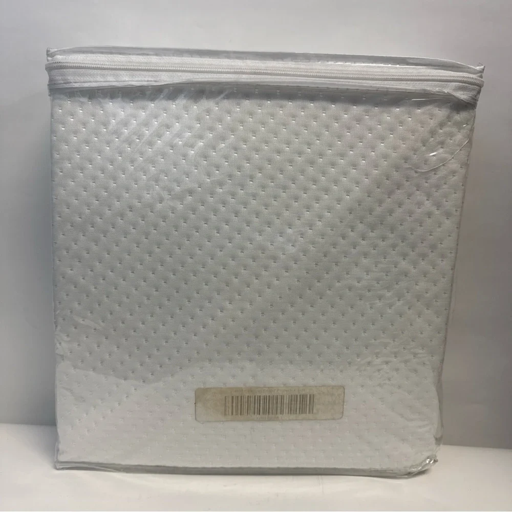 eLuxury Full Size Dimpled Waterpro Deep Pocket Hypoallergenic Protect